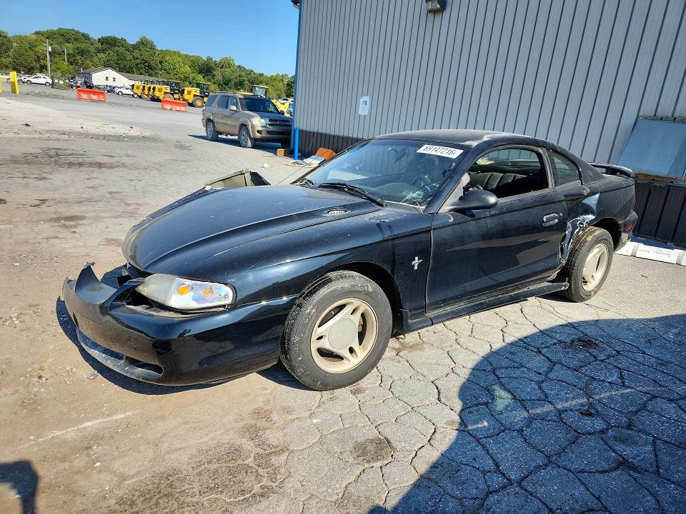 69147216 :رقم المزاد ، 1FAFP4049WF102795 vin ، 1998 Ford Mustang مزاد بيع