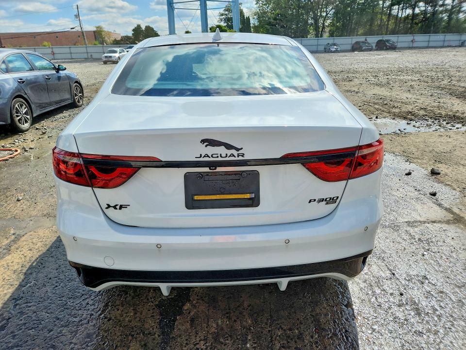 Продаж на аукціоні авто 2021 Jaguar Xf, vin: SAJBL4GX5MCY88423, номер лоту: 71189236