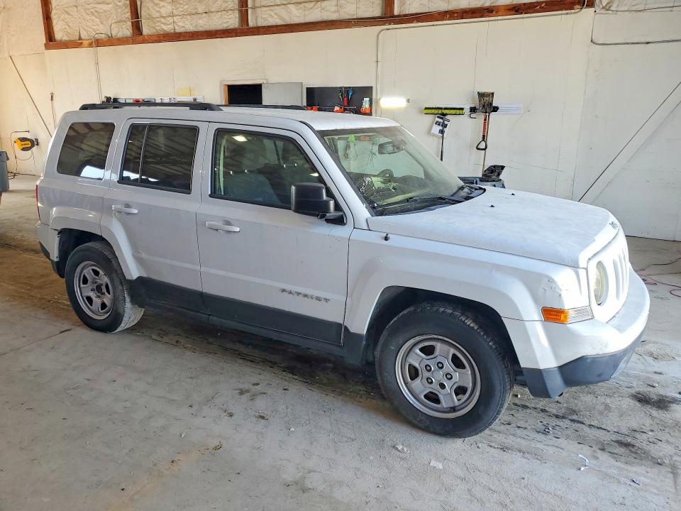 67706686 :رقم المزاد ، 1C4NJPBA3HD141019 vin ، 2017 Jeep Patriot مزاد بيع