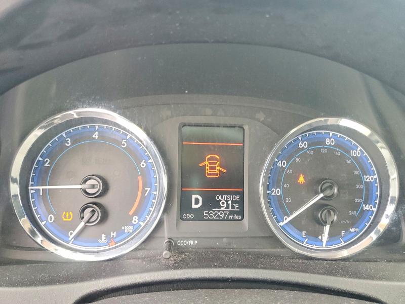 70129336 :رقم المزاد ، 2T1BURHE4HC882289 vin ، 2017 Toyota Corolla مزاد بيع