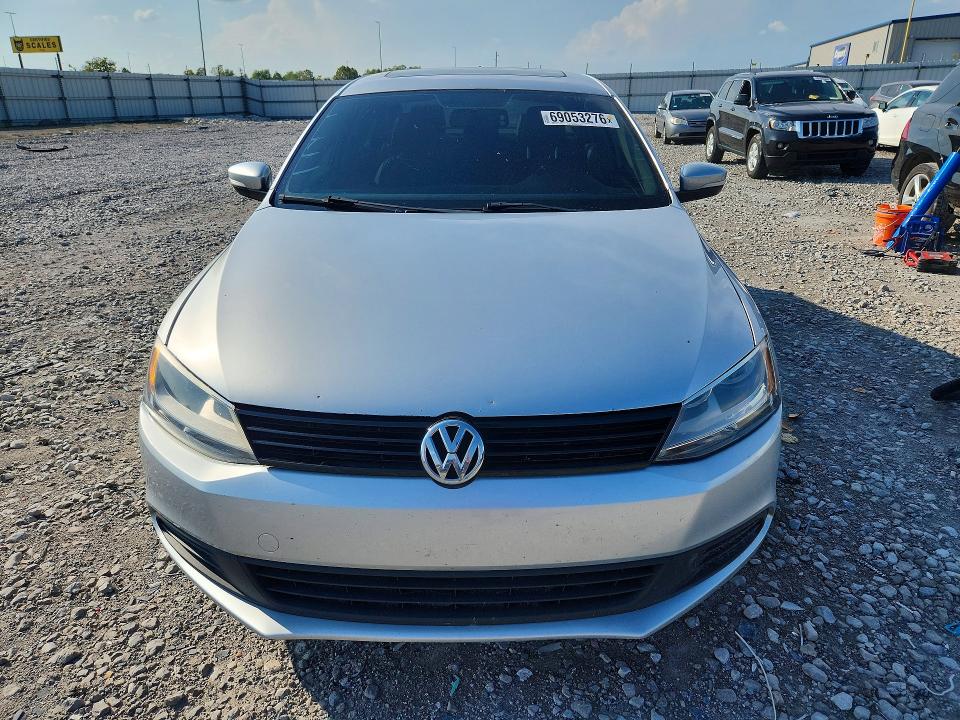 Продаж на аукціоні авто 2011 Volkswagen Jetta, vin: 3VWLL7AJXBM082885, номер лоту: 69053276