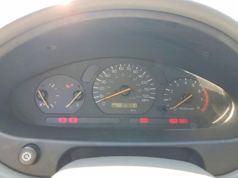 2000 Mitsubishi Galant მანქანა იყიდება აუქციონზე, vin: 4A3AA36G2YE135239, აუქციონის ნომერი: 67858536