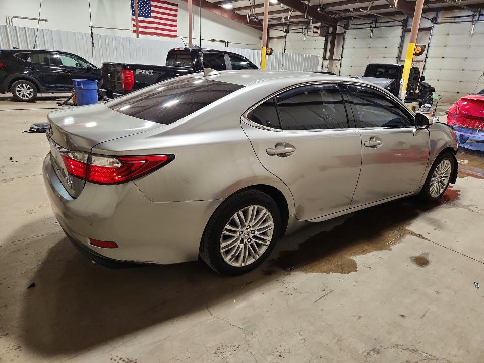 69297086 :رقم المزاد ، JTHBK1GG5F2190305 vin ، 2015 Lexus Es مزاد بيع
