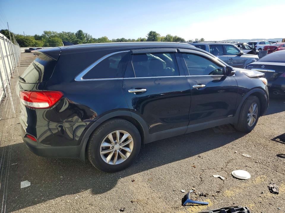 2018 Kia Sorento მანქანა იყიდება აუქციონზე, vin: 5XYPGDA33JG377377, აუქციონის ნომერი: 69308206