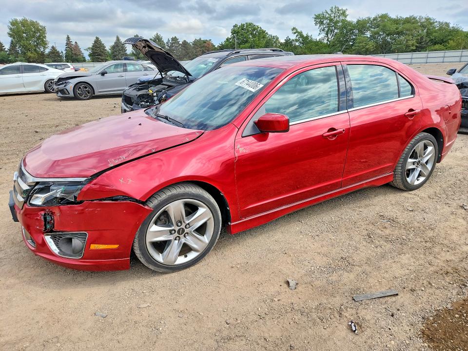67144006 :رقم المزاد ، 3FAHP0KC5BR177190 vin ، 2011 Ford Fusion مزاد بيع