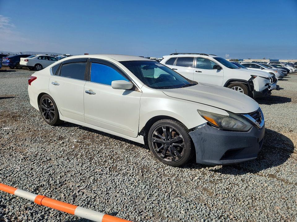 Aukcja sprzedaży 2017 Nissan Altima, vin: 1N4AL3AP5HC118893, numer aukcji: 70724756
