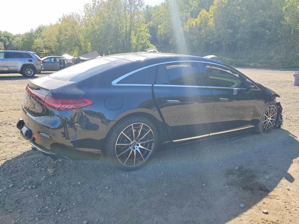 70103156 :رقم المزاد ، W1KCG4EB1NA018119 vin ، 2022 Mercedes-benz Eqs Sedan مزاد بيع