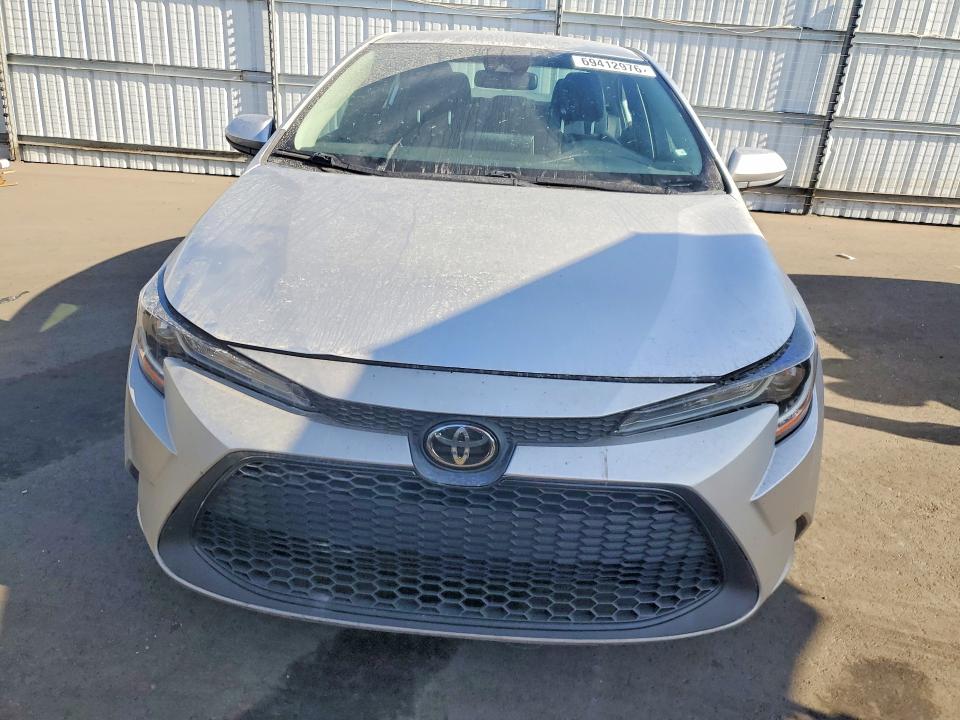 69412976 :رقم المزاد ، 5YFEPMAE1MP164422 vin ، 2021 Toyota Corolla مزاد بيع