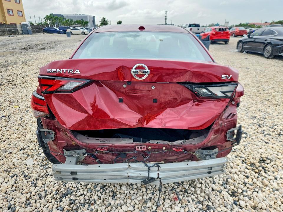 68275166 :رقم المزاد ، 3N1AB8CV3NY290805 vin ، 2022 Nissan Sentra مزاد بيع