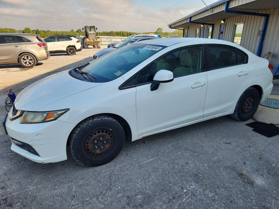 Auction sale of the 2013 Honda Civic, vin: 2HGFB2F58DH545076, lot number: 69250946