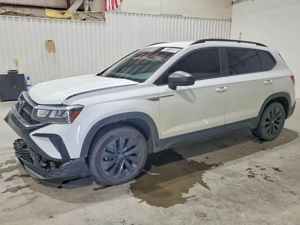 Продаж на аукціоні авто 2024 Volkswagen Taos, vin: 3VV5X7B24RM130772, номер лоту: 69118306