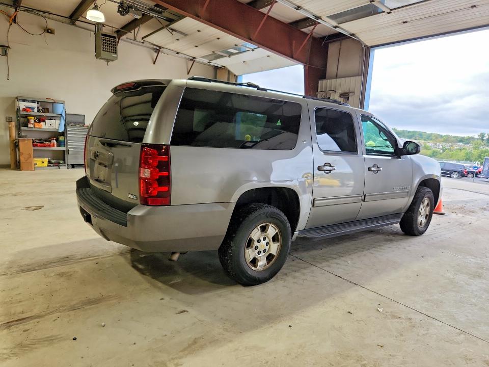 2009 Chevrolet Suburban მანქანა იყიდება აუქციონზე, vin: 1GNFK26379R270568, აუქციონის ნომერი: 70769816