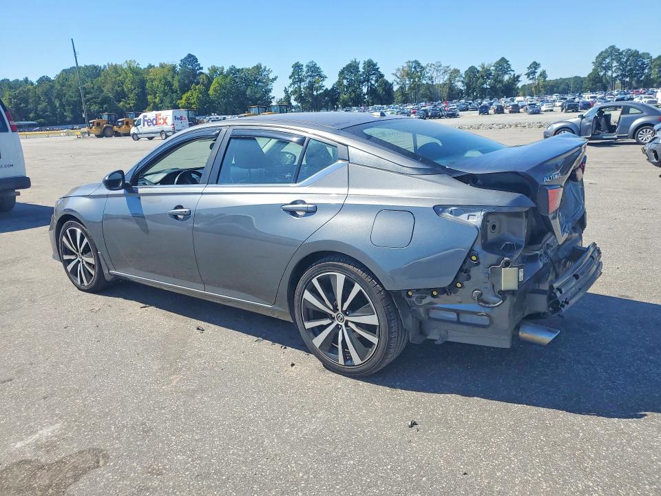 2019 Nissan Altima მანქანა იყიდება აუქციონზე, vin: 1N4BL4CV8KN324615, აუქციონის ნომერი: 70700396