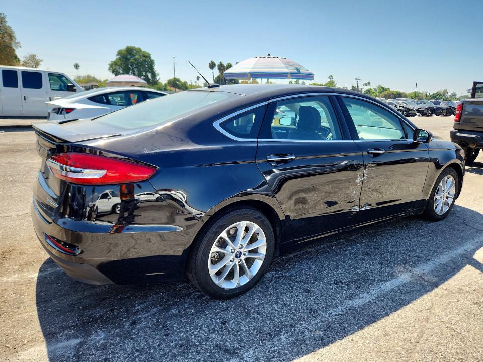 Продаж на аукціоні авто 2019 Ford Fusion, vin: 3FA6P0SU1KR174030, номер лоту: 69762406