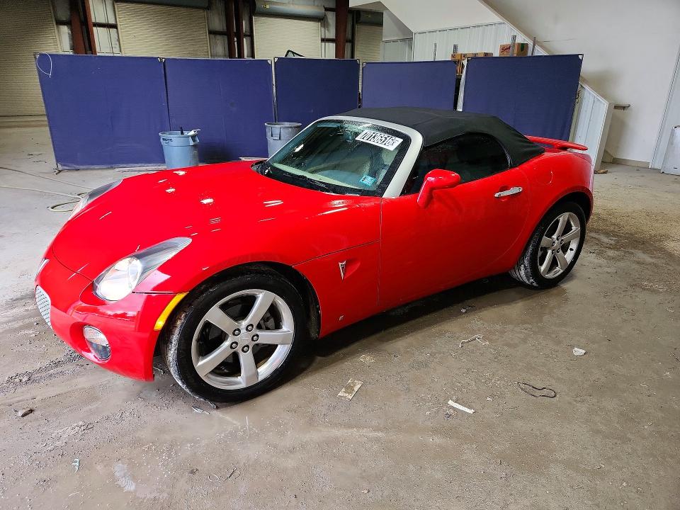 70136516 :رقم المزاد ، 1G2MB35B96Y116139 vin ، 2006 Pontiac Solstice مزاد بيع