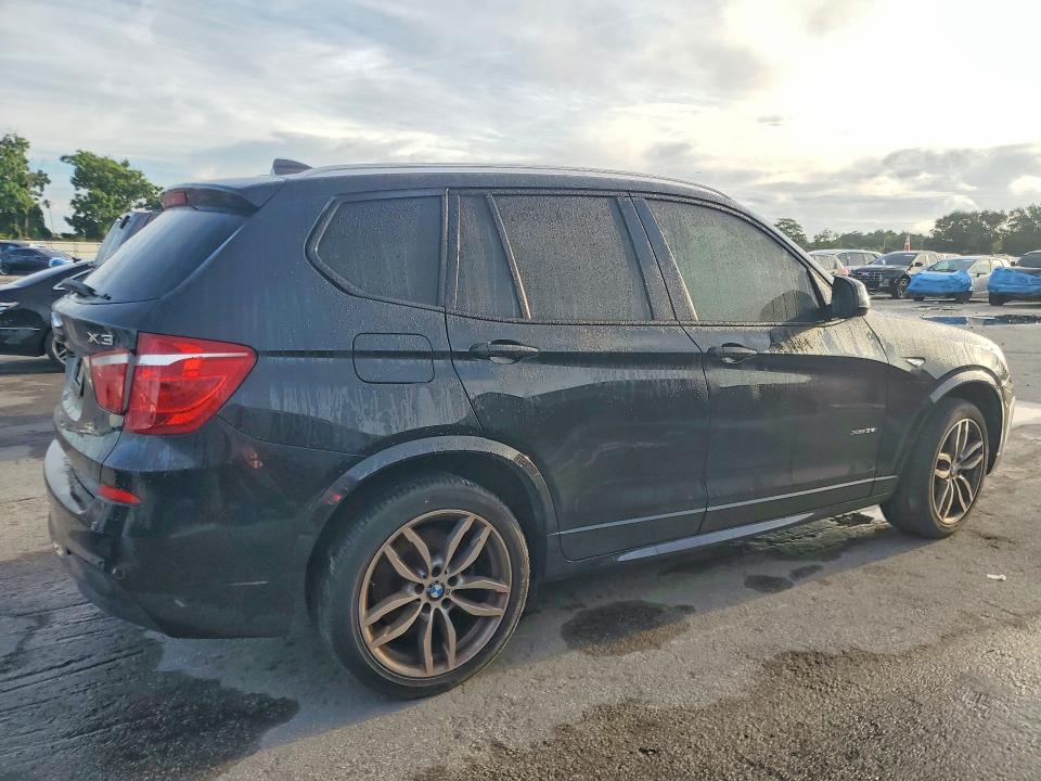 67972936 :رقم المزاد ، 5UXWX7C59F0K32657 vin ، 2015 Bmw X3 مزاد بيع