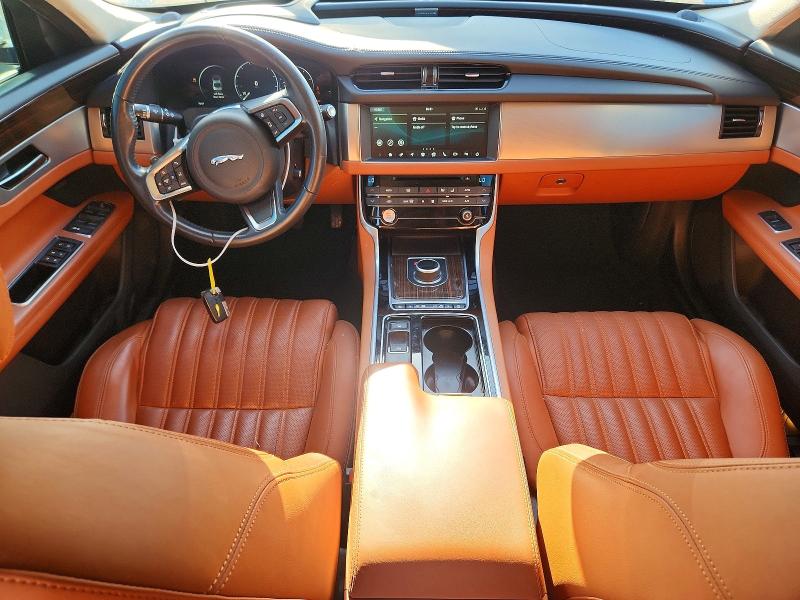 Auction sale of the 2018 Jaguar Xf, vin: SAJBH4EV2JCY53367, lot number: 68102596