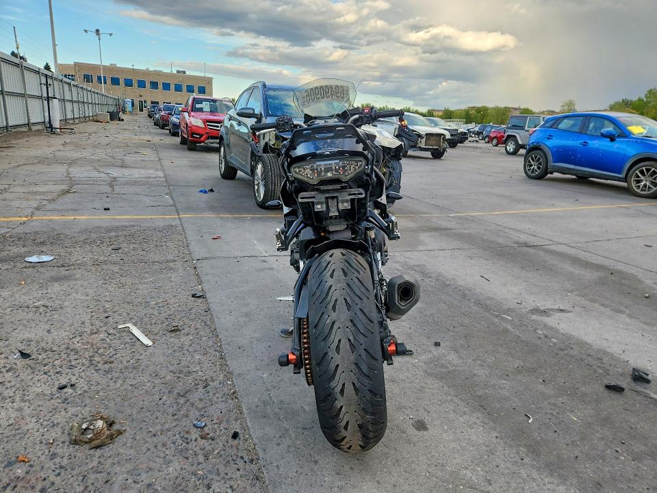 Продажа на аукционе авто 2017 Yamaha Fz10, vin: JYARN48E1HA000221, номер лота: 69490906