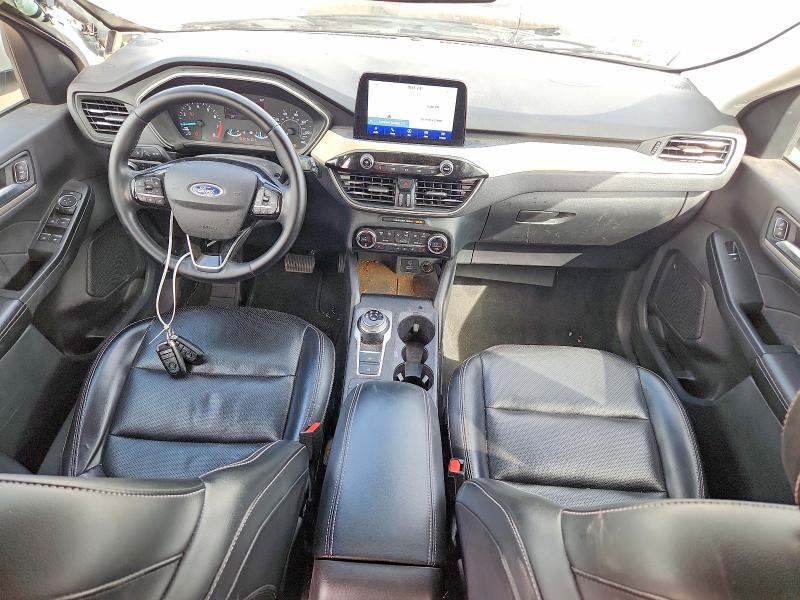 Продажа на аукционе авто 2021 Ford Escape, vin: 1FMCU0H69MUB20660, номер лота: 68891686