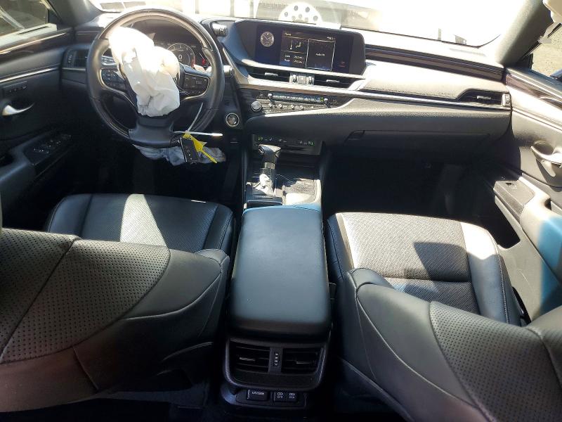 68548536 :رقم المزاد ، 58AD11D1XMU002493 vin ، 2021 Lexus Es 250 مزاد بيع