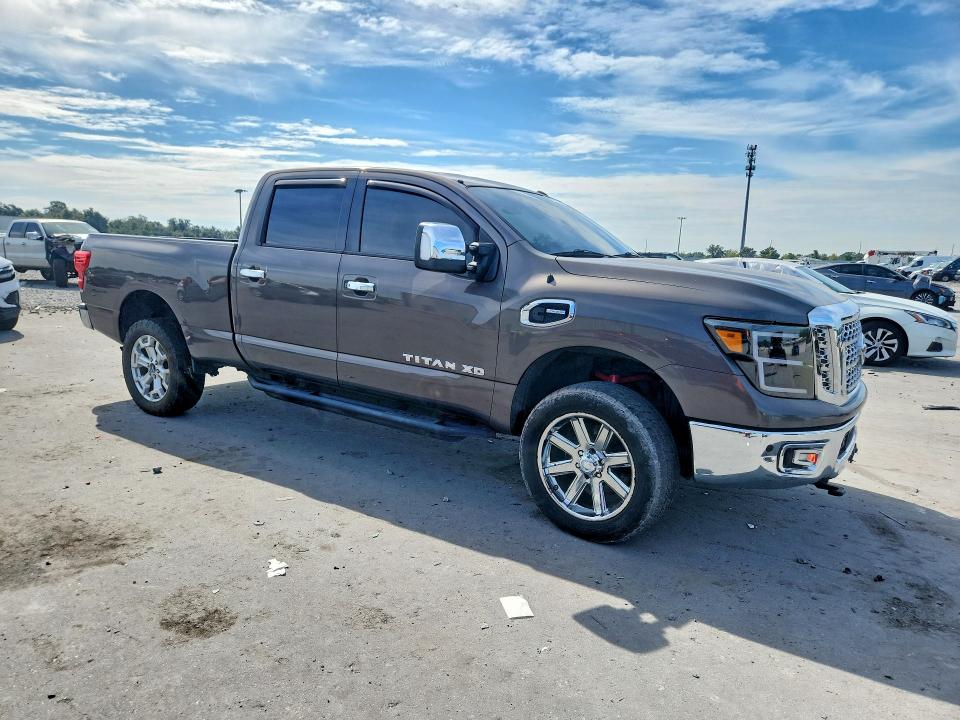 Продаж на аукціоні авто 2016 Nissan Titan Xd, vin: 1N6BA1F22GN503771, номер лоту: 70672446