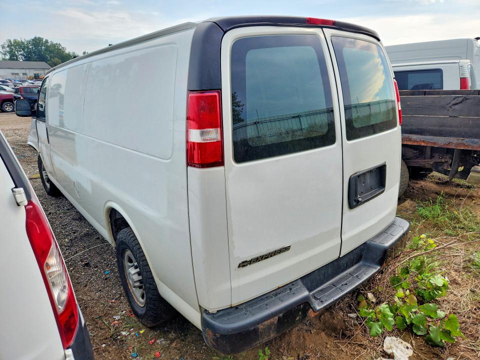 64564716 :رقم المزاد ، 1GCWGBFG3K1288776 vin ، 2019 Chevrolet Express G2500 مزاد بيع