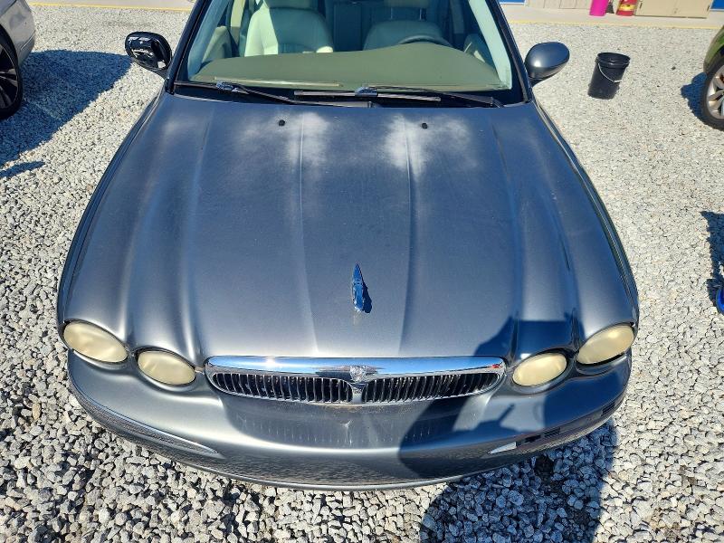 2004 Jaguar X-type მანქანა იყიდება აუქციონზე, vin: SAJEB52D04XD94680, აუქციონის ნომერი: 66990926