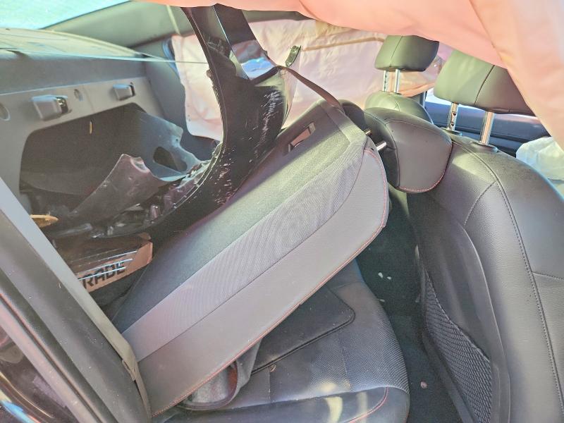 Продаж на аукціоні авто 2018 Hyundai Elantra, vin: KMHD04LB8JU481028, номер лоту: 70351026