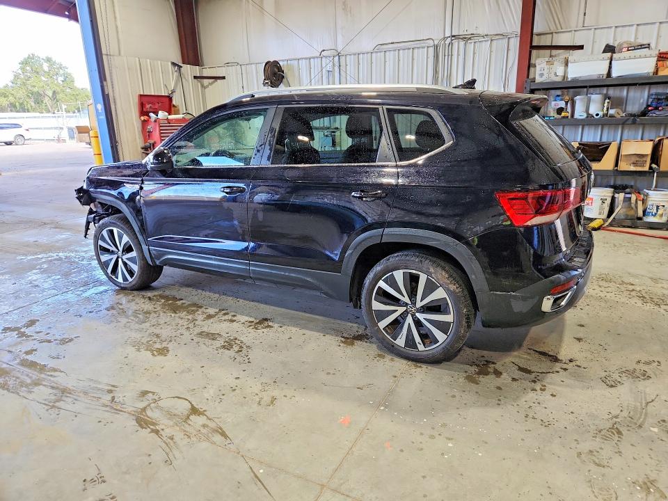 Продажа на аукционе авто 2024 Volkswagen Taos, vin: 3VVSX7B27RM067833, номер лота: 67689466
