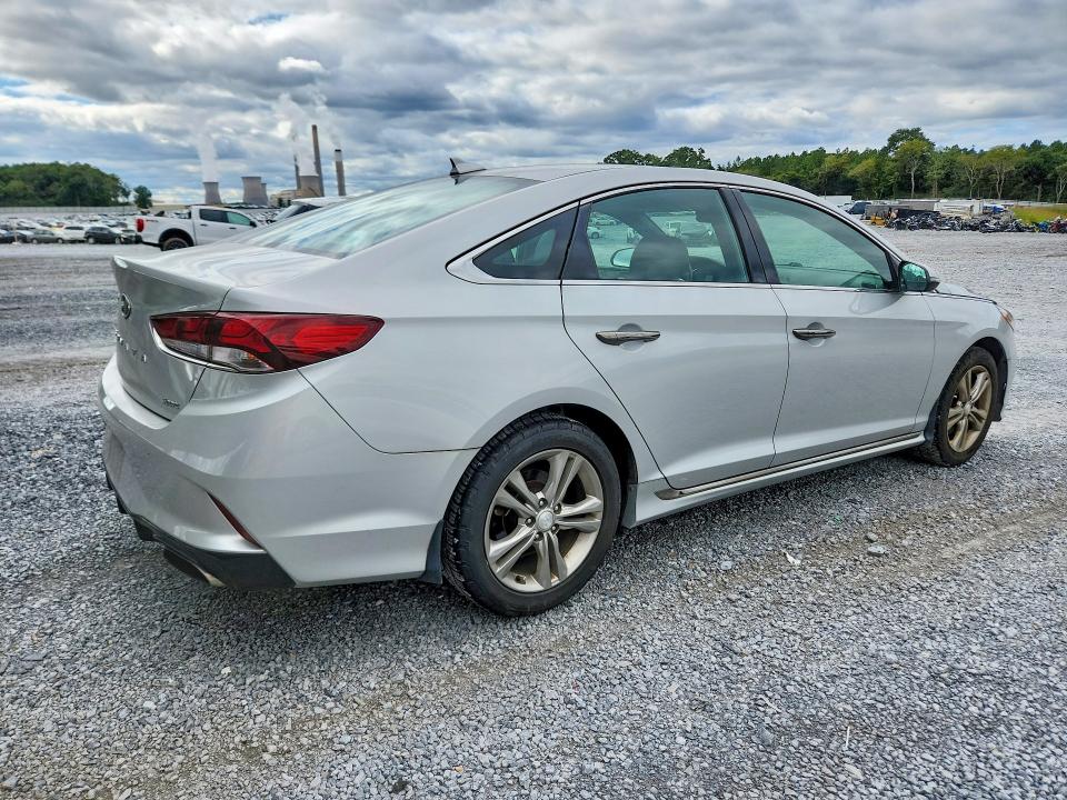 Продажа на аукционе авто 2019 Hyundai Sonata, vin: 5NPE34AF3KH755978, номер лота: 69184526