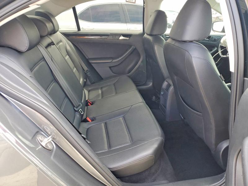 2017 Volkswagen Jetta მანქანა იყიდება აუქციონზე, vin: 3VWL17AJ5HM399312, აუქციონის ნომერი: 69173736