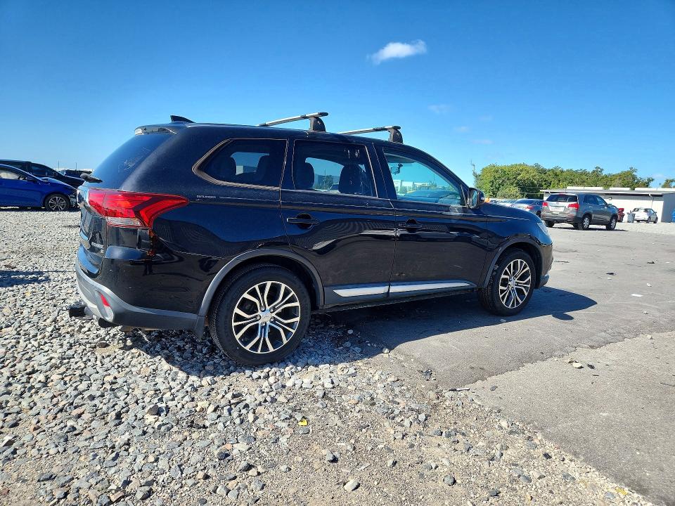 Aukcja sprzedaży 2017 Mitsubishi Outlander, vin: JA4AD3A35HZ039333, numer aukcji: 69125846