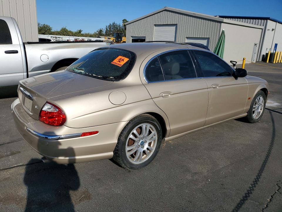 2003 Jaguar S-type მანქანა იყიდება აუქციონზე, vin: SAJEA01U23HM61728, აუქციონის ნომერი: 69821126