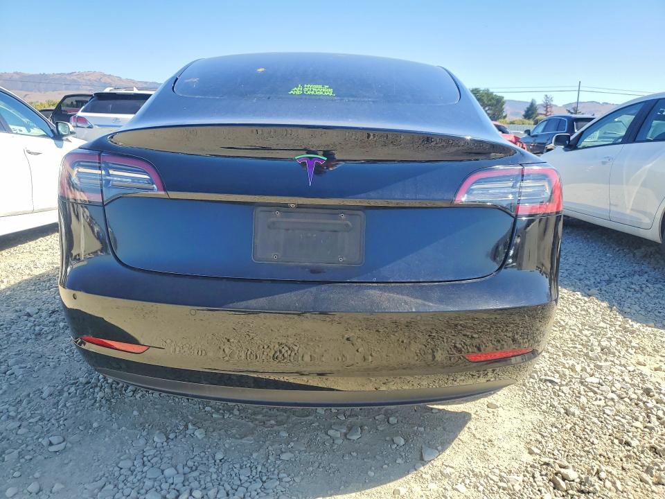 Продаж на аукціоні авто 2021 Tesla Model 3, vin: 5YJ3E1EA1MF877707, номер лоту: 71046006