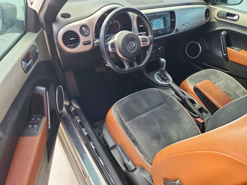 67902796 :رقم المزاد ، 3VW517AT8FM808362 vin ، 2015 Volkswagen Beetle مزاد بيع