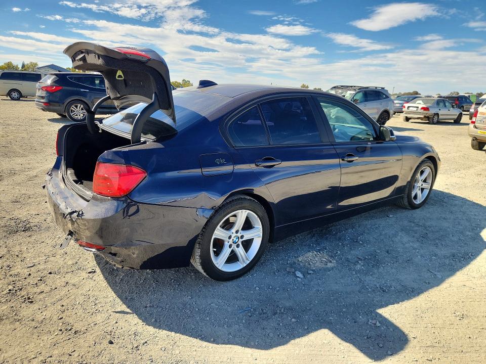 68767926 :رقم المزاد ، WBA3B5G59DNP40660 vin ، 2013 Bmw 328 مزاد بيع