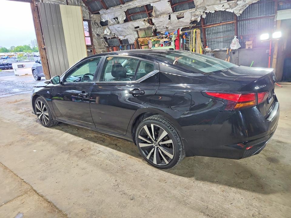 2021 Nissan Altima მანქანა იყიდება აუქციონზე, vin: 1N4BL4CW2MN378858, აუქციონის ნომერი: 66964876