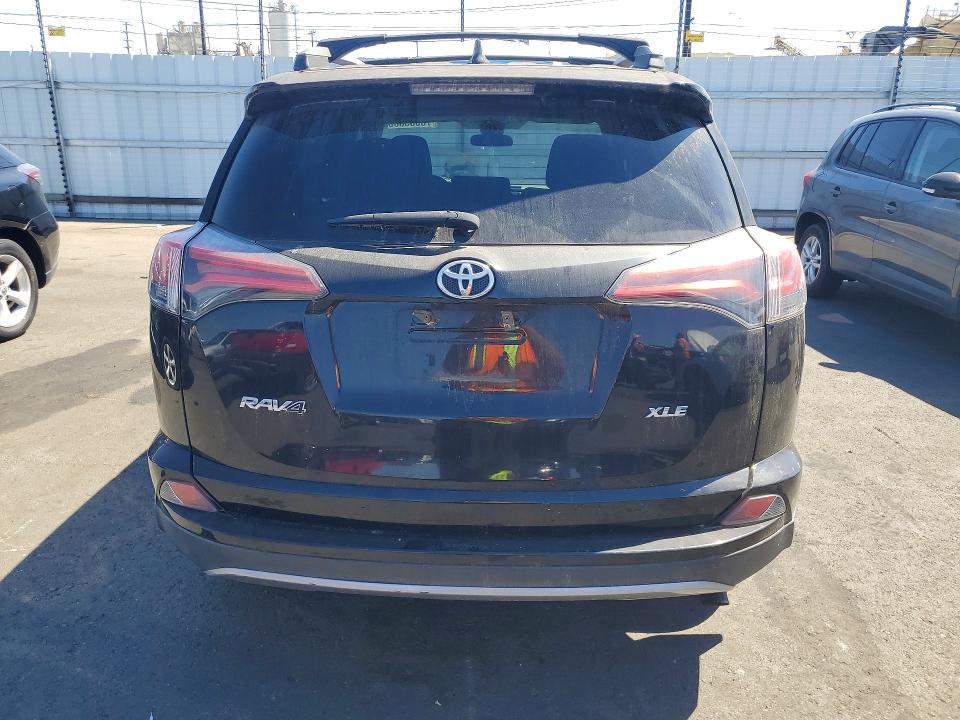 Aukcja sprzedaży 2018 Toyota Rav4, vin: 2T3WFREV5JW479787, numer aukcji: 70005806