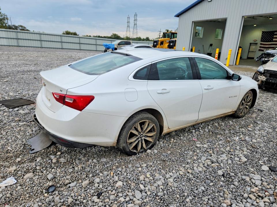 69339676 :رقم المزاد ، 1G1ZE5ST3HF233711 vin ، 2017 Chevrolet Malibu مزاد بيع