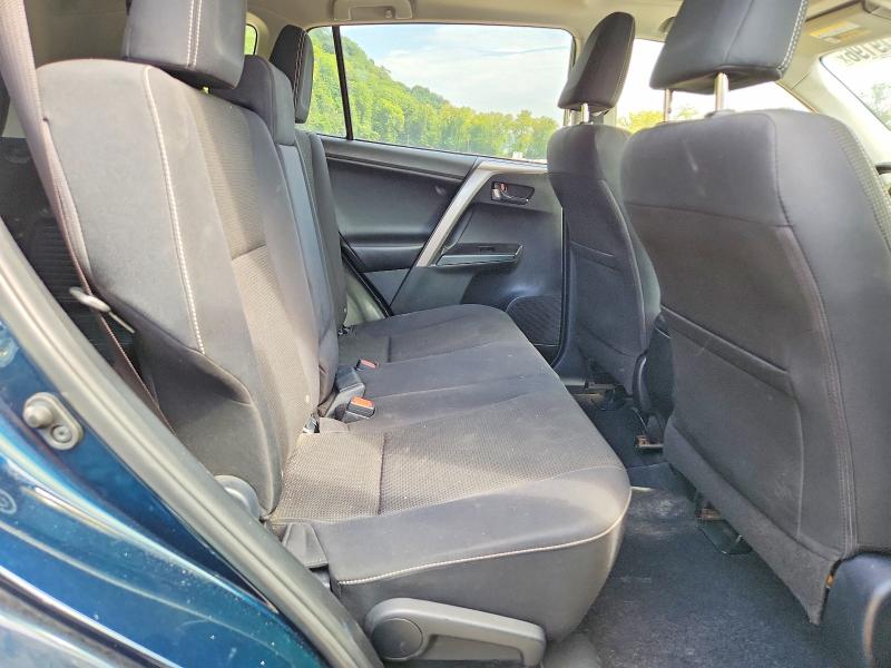67419196 :رقم المزاد ، JTMRFREV9JJ739300 vin ، 2018 Toyota Rav4 مزاد بيع