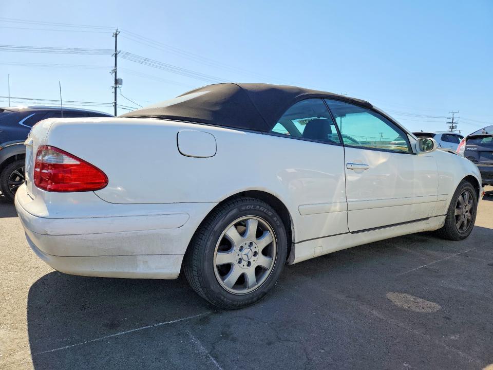 Продаж на аукціоні авто 2002 Mercedes-benz Clk, vin: WDBLK65GX2T124311, номер лоту: 70348936