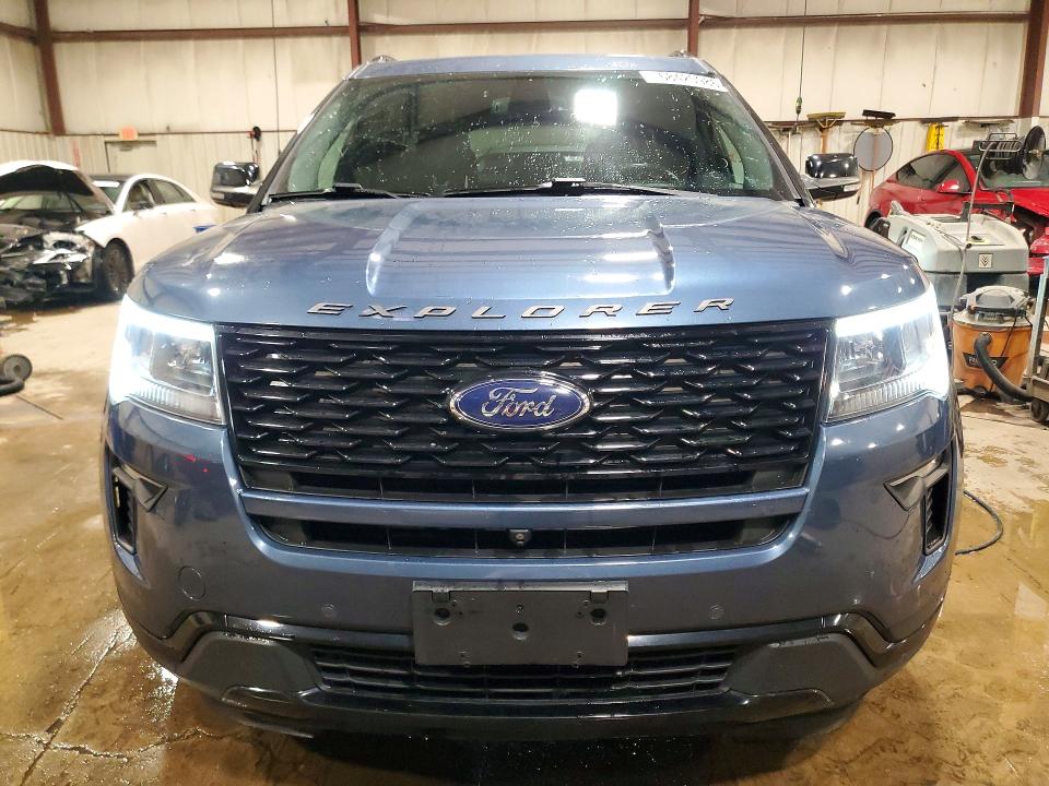 68420986 :رقم المزاد ، 1FM5K8GT3JGB62028 vin ، 2018 Ford Explorer مزاد بيع