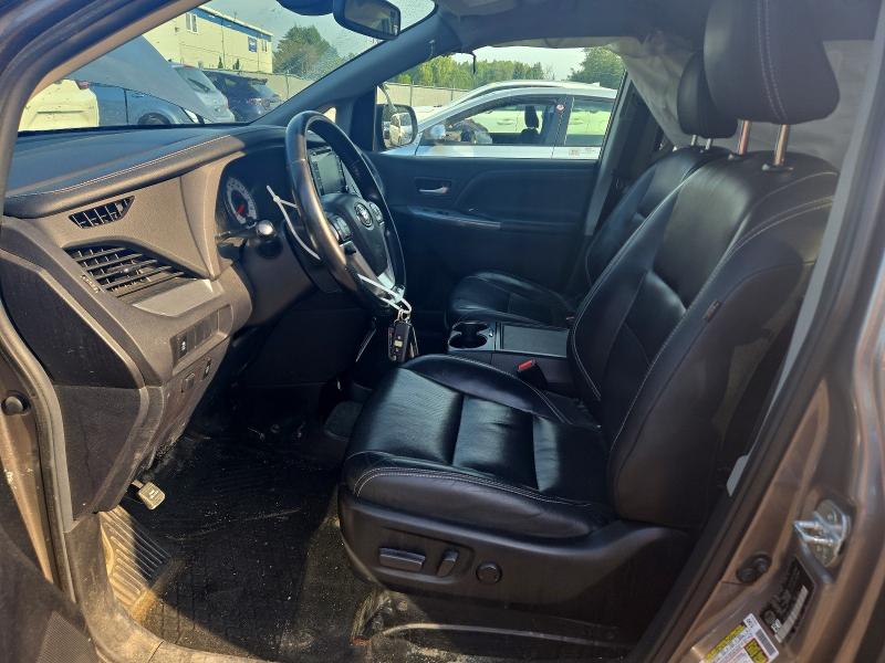 Продаж на аукціоні авто 2018 Toyota Sienna, vin: 5TDXZ3DC0JS954806, номер лоту: 67417906