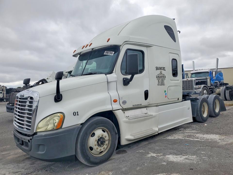 Продажа на аукционе авто 2016 Freightliner Cascadia 125, vin: 3AKJGLD59GSHT8623, номер лота: 69607046