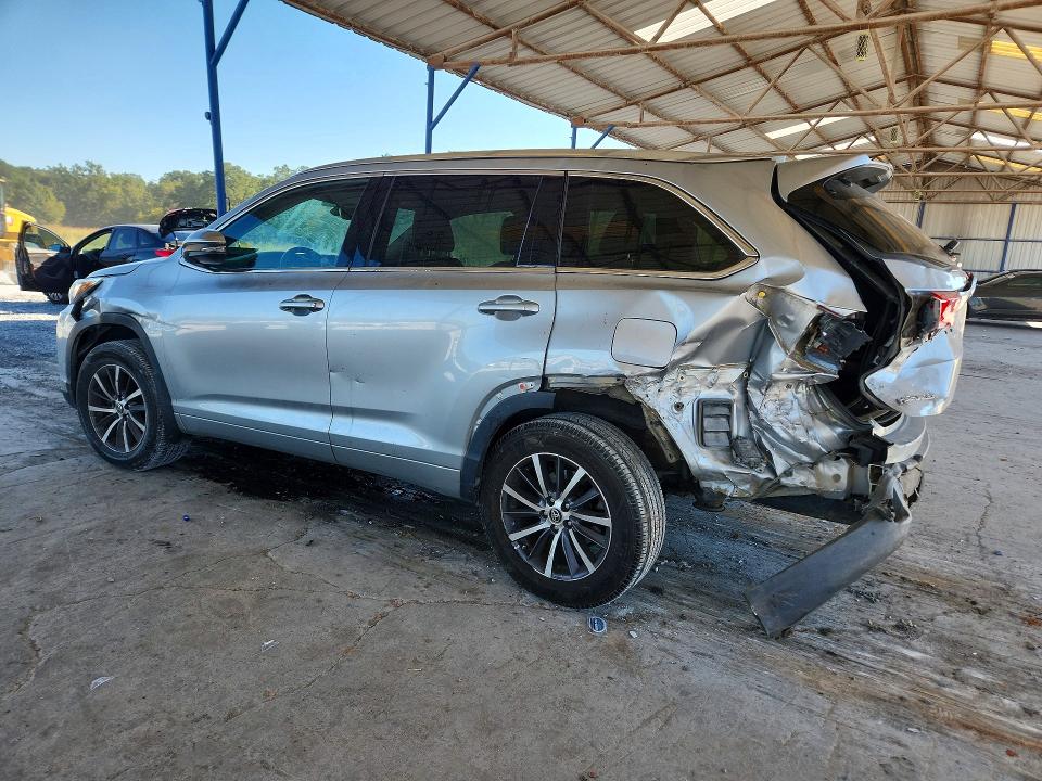 Продажа на аукционе авто 2017 Toyota Highlander, vin: 5TDJZRFH7HS365103, номер лота: 71072086