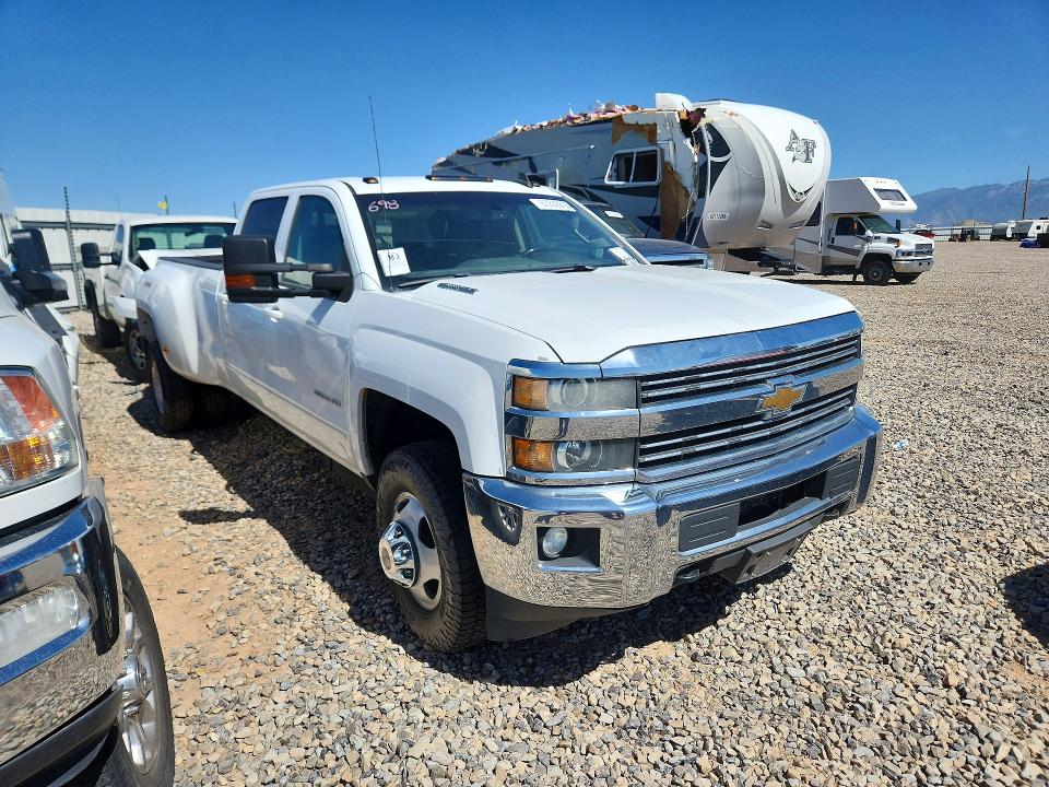 2015 Chevrolet Silverado მანქანა იყიდება აუქციონზე, vin: 1GC4KZC82FF561016, აუქციონის ნომერი: 67239926