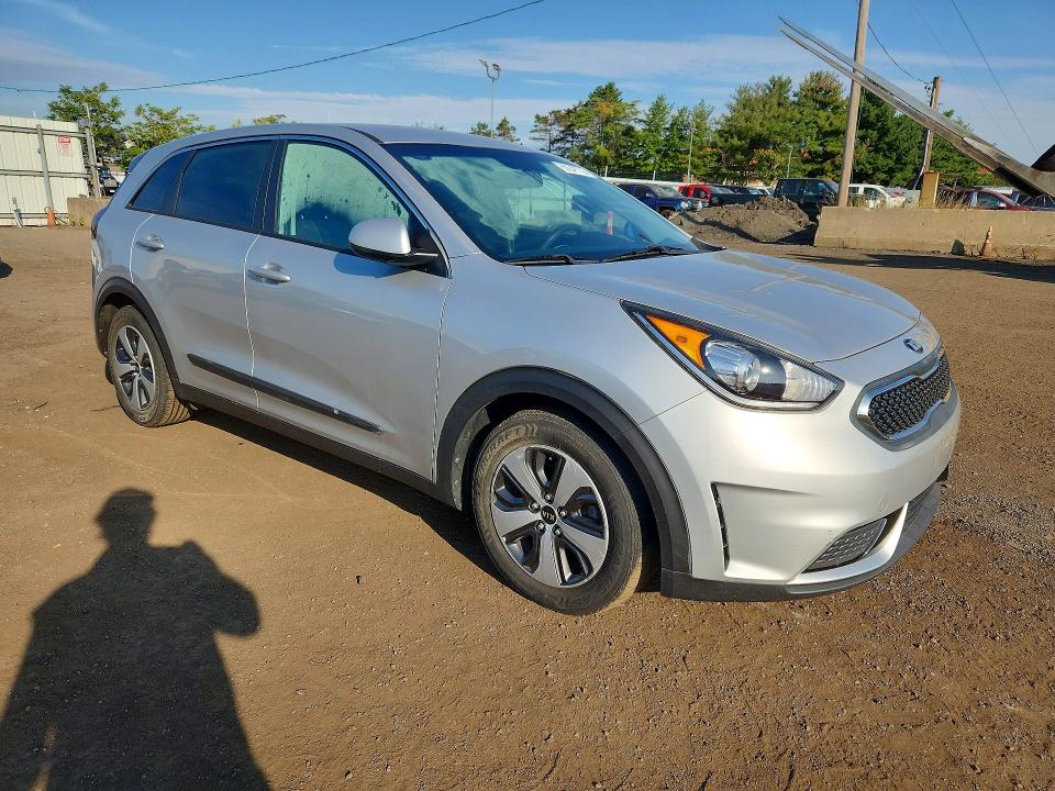 2017 Kia Niro მანქანა იყიდება აუქციონზე, vin: KNDCB3LC7H5047877, აუქციონის ნომერი: 69248736