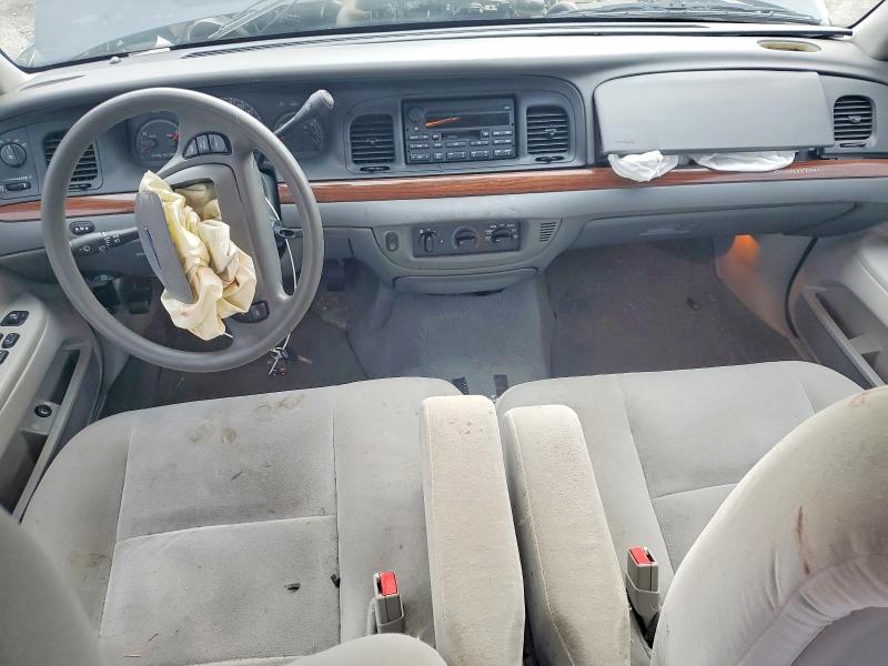 69006726 :رقم المزاد ، 2FAFP74W84X173095 vin ، 2004 Ford Crown Victoria مزاد بيع