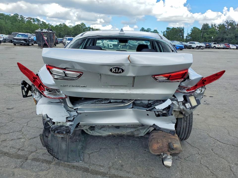 2018 Kia Optima მანქანა იყიდება აუქციონზე, vin: 5XXGT4L32JG212045, აუქციონის ნომერი: 67701706