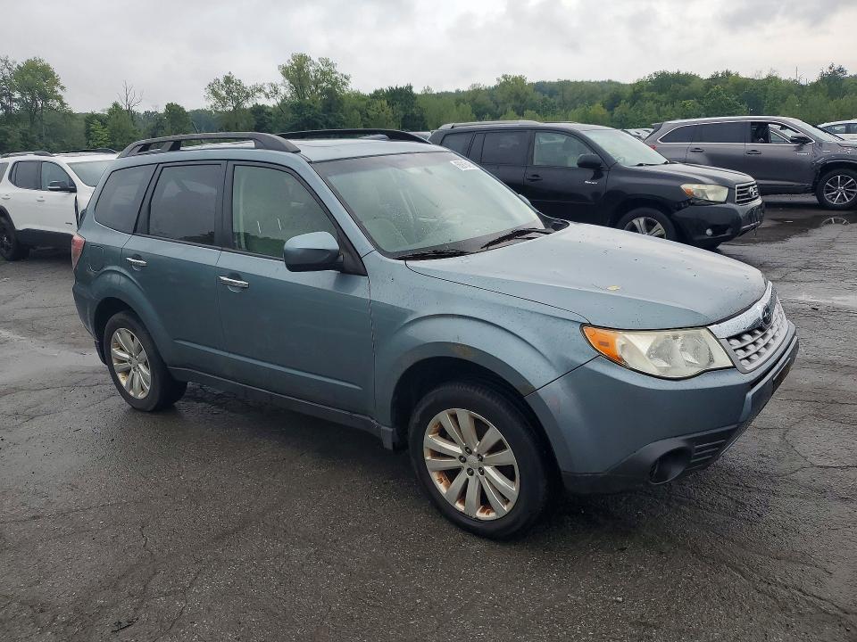 66916496 :رقم المزاد ، JF2SHADCXCH448393 vin ، 2012 Subaru Forester مزاد بيع